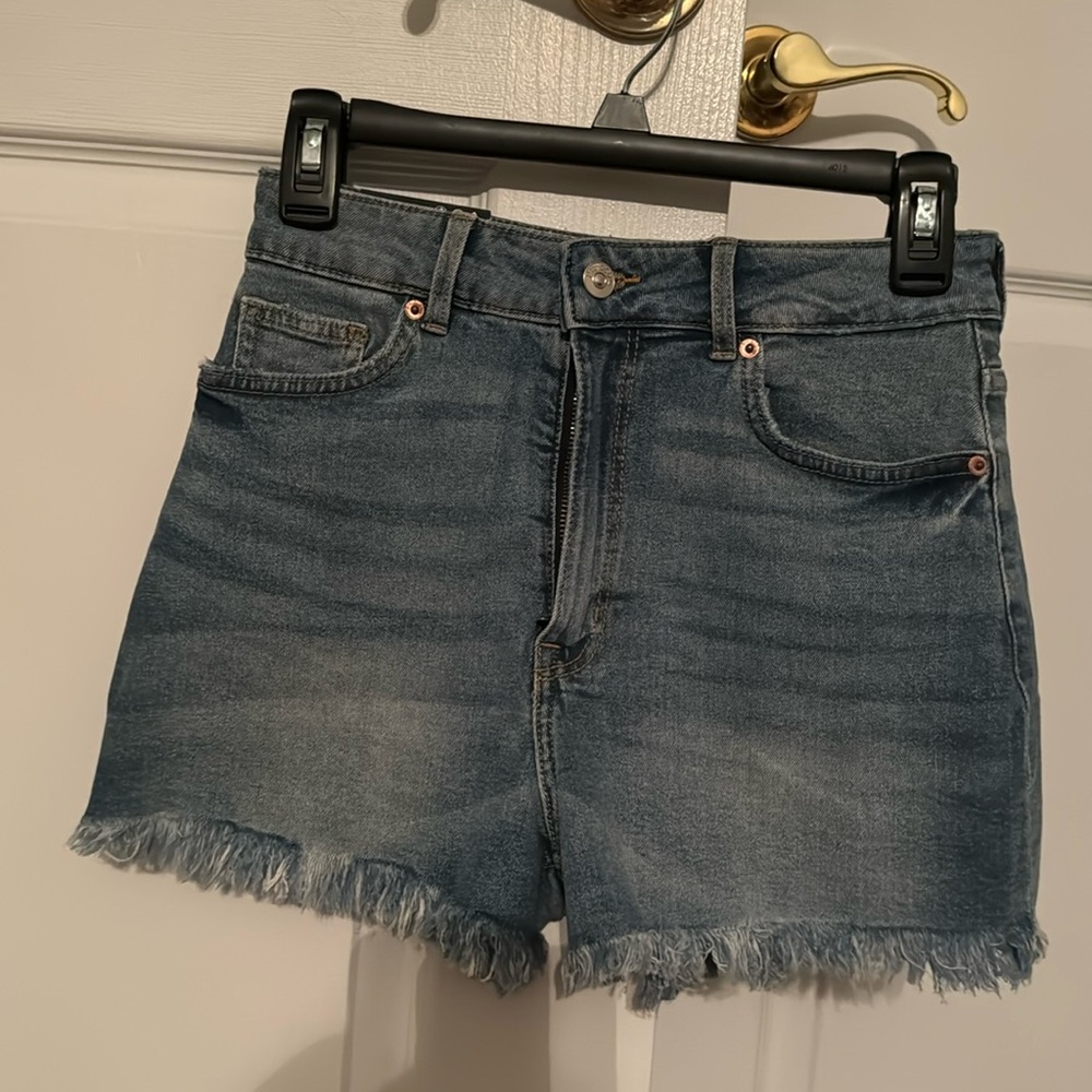 H&M high waist shorts